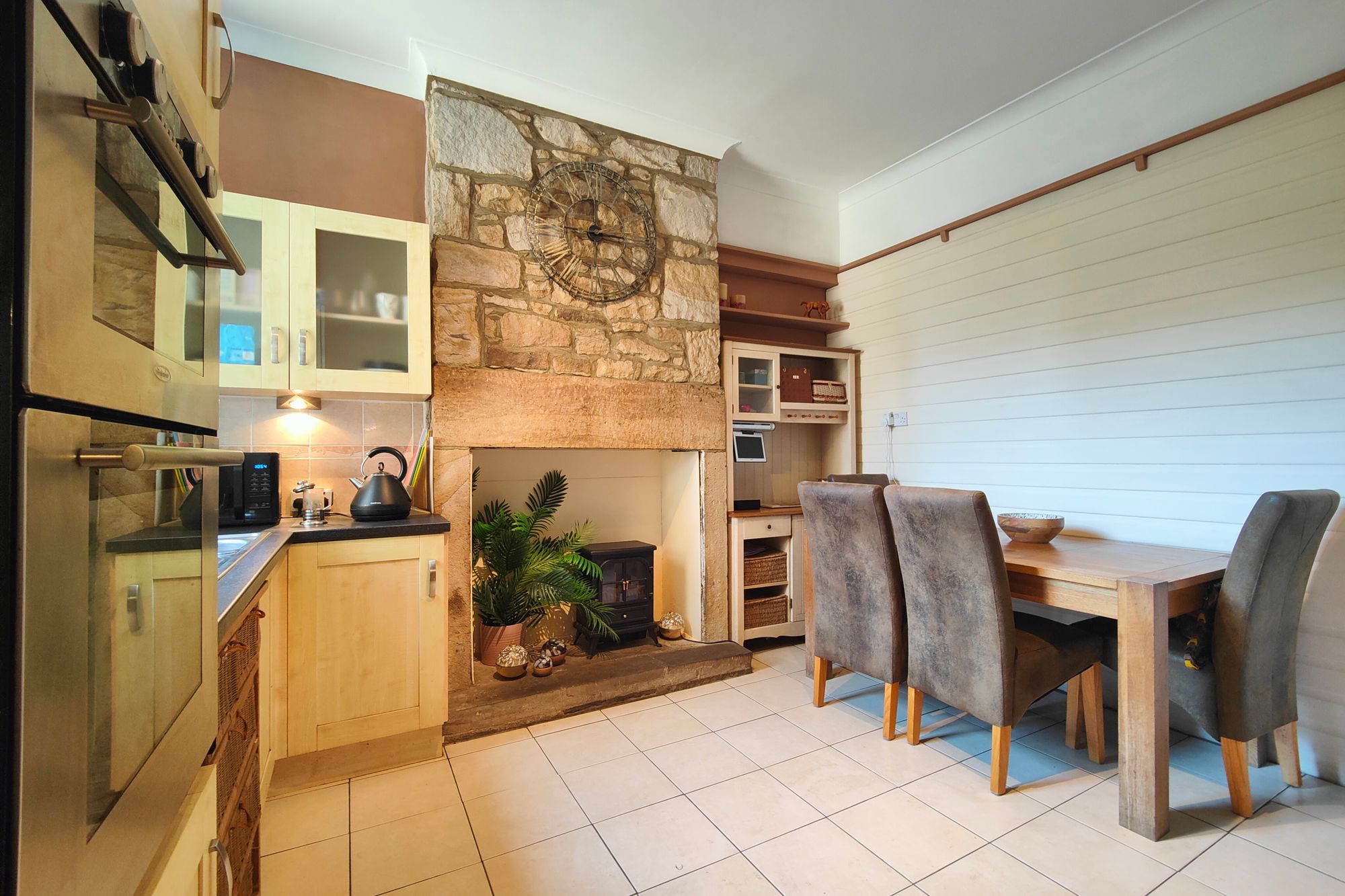 Luneside Cottages New Quay Road Image