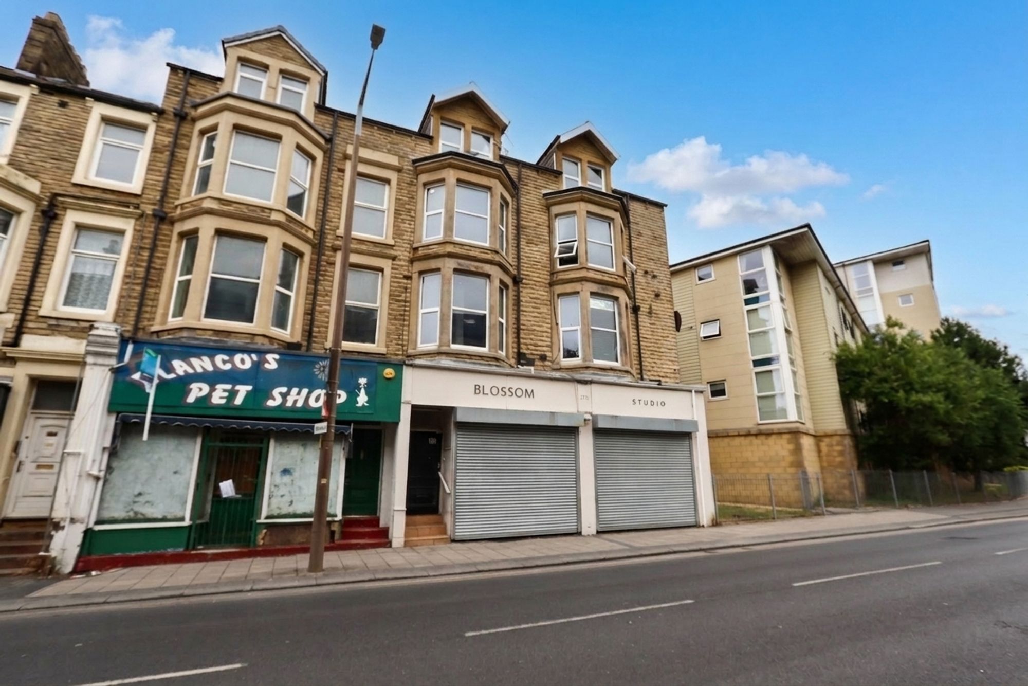 Flat 5 Image