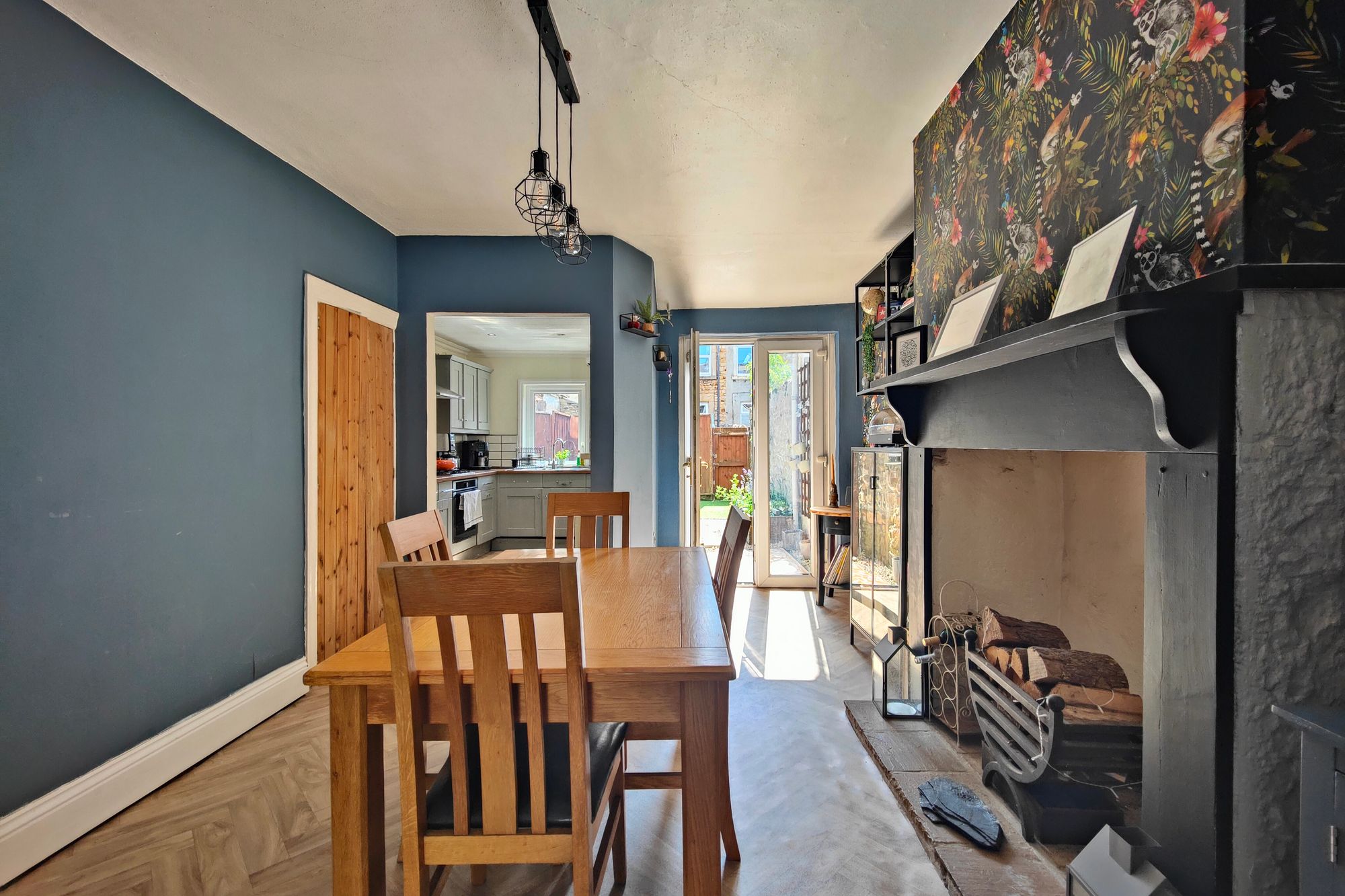 Willow Lane Image