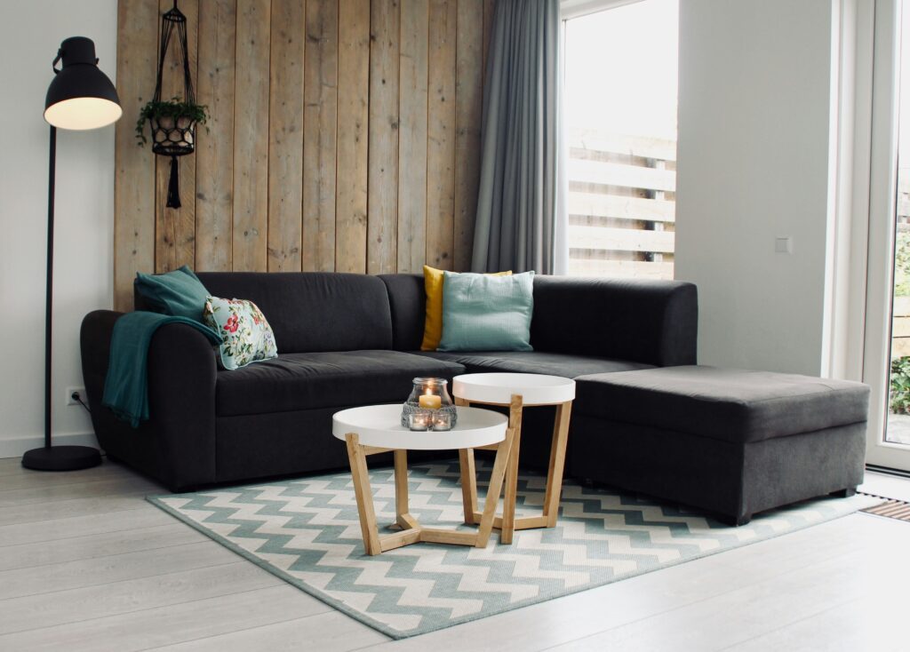 Master Home Staging for a Quick Sale
