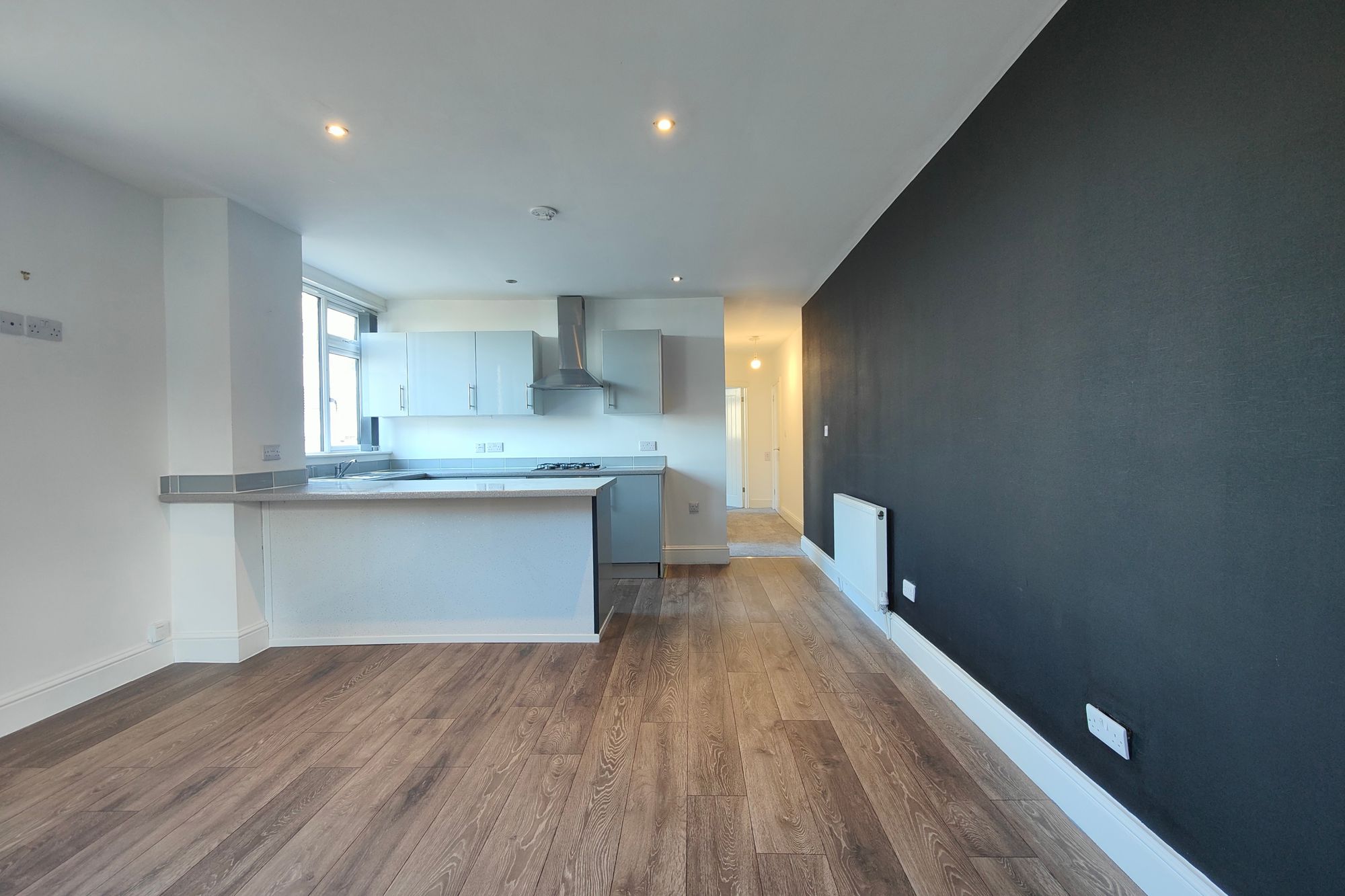 Seaborn Road Image