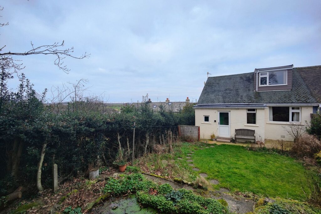 Main Street, Overton, LA3