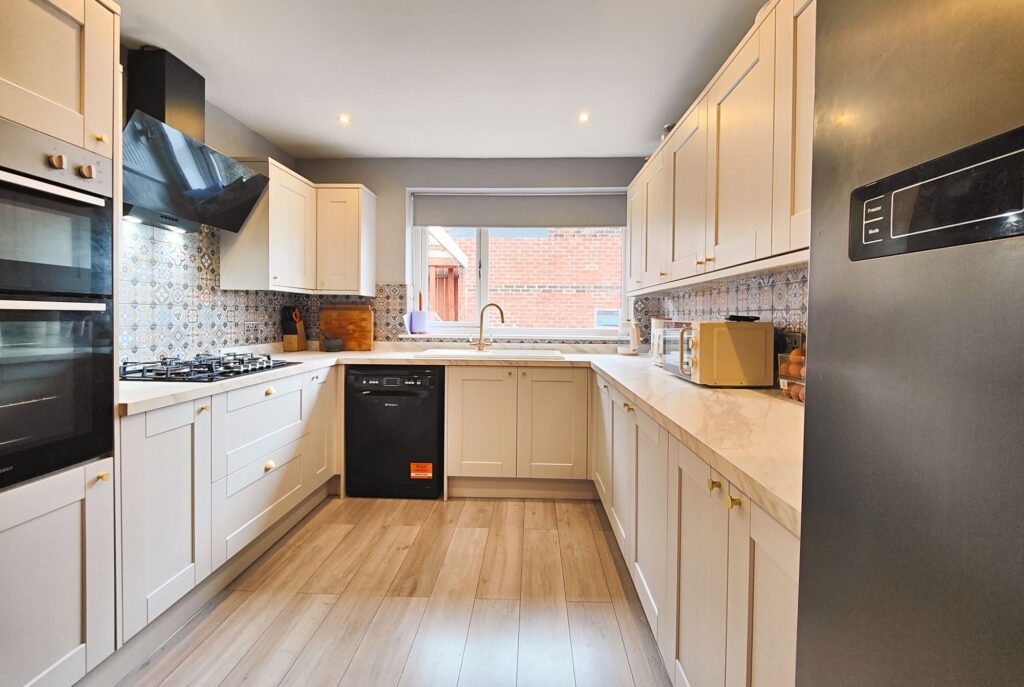 West End Road, Morecambe, LA4