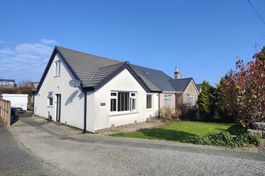 Manor Road, Slyne, LA2