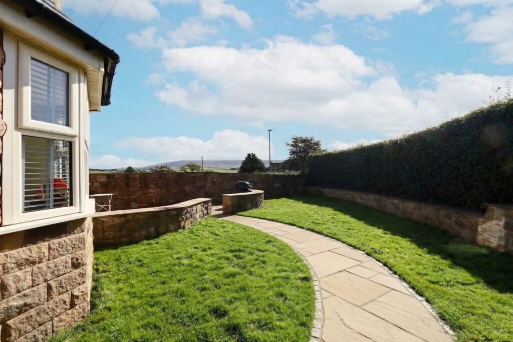 Dolphinholme, Lancaster, LA2